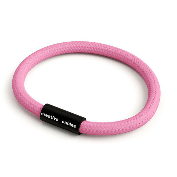 creative cables Armband mattschwarzer Magnetverschluss und Textilkabel RM08